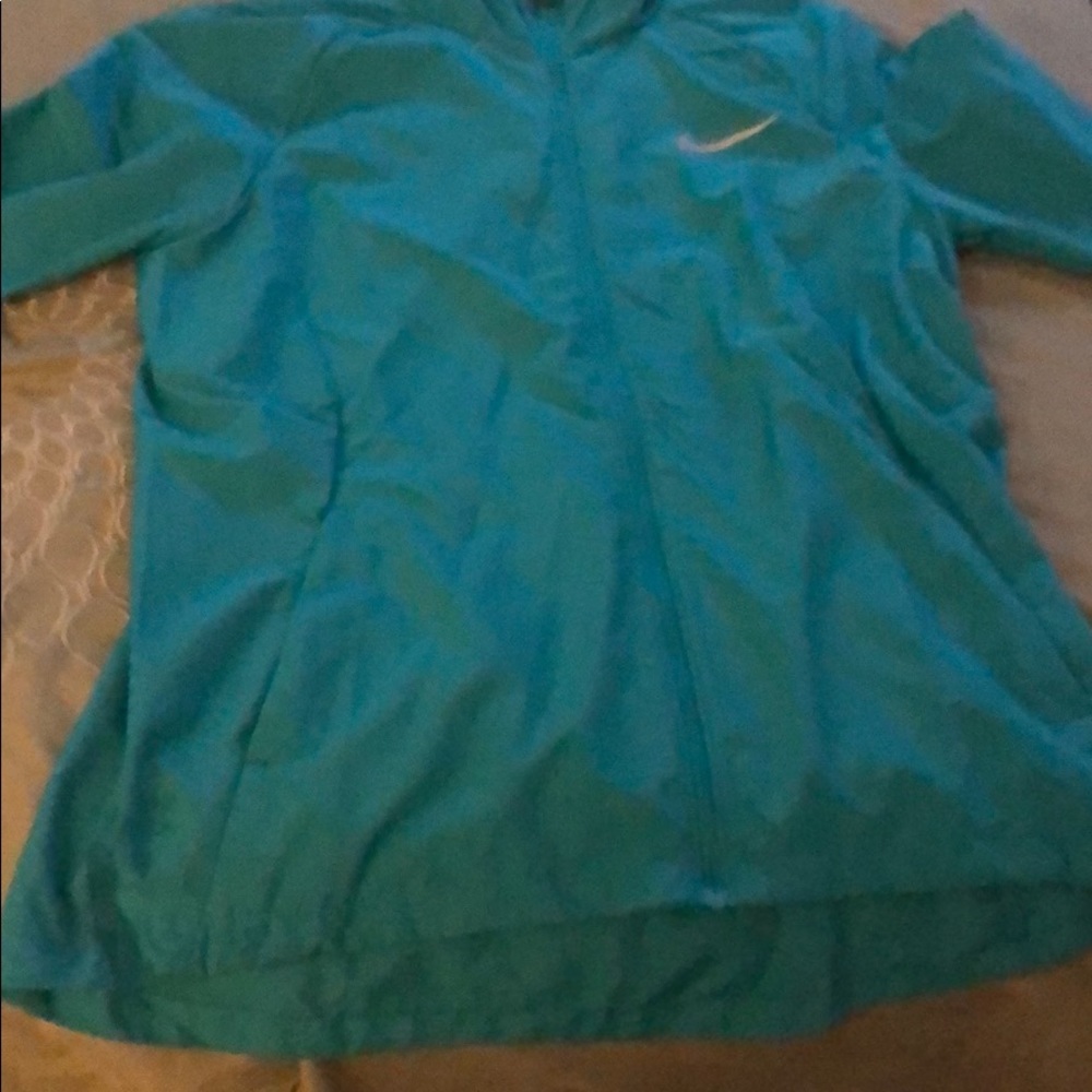 Nike jacket - Picture 2 of 4